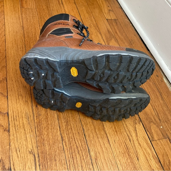 VASQUE St. Elias FG GTX Hiking Boots - Women's 9.5 / EU 41 - Picture 9 of 10